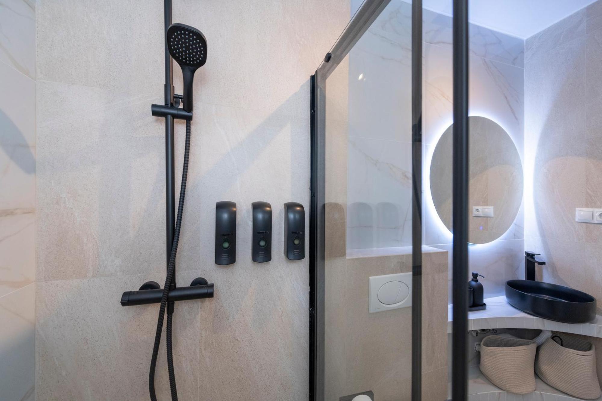 Malaga Boutique V.V Luxury Jacuzzy Apartment Exterior foto